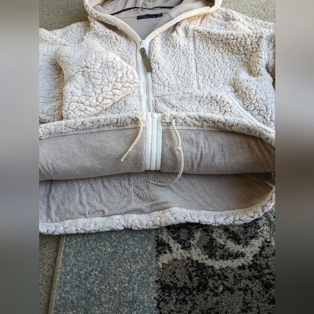 Prana Hooded Fleece - Picture 6 of 13